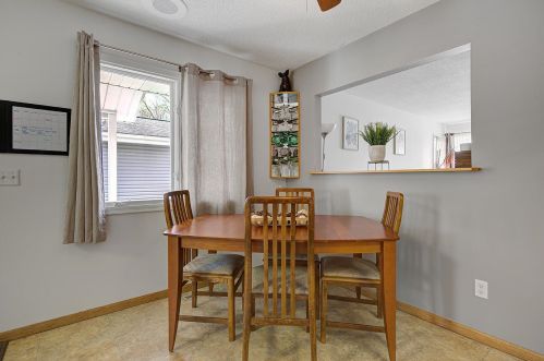 2070 Ivy St, Saint Paul MN  55109-4029 exterior