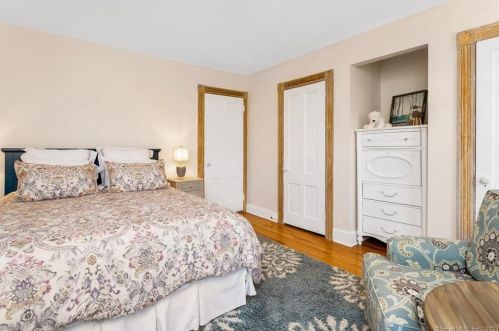 28 Church St, Wilton CT  06897-4903 exterior