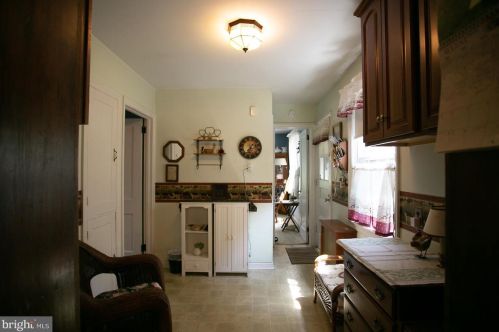1616 Lyndon Ave, Lancaster, PA 17602-4734