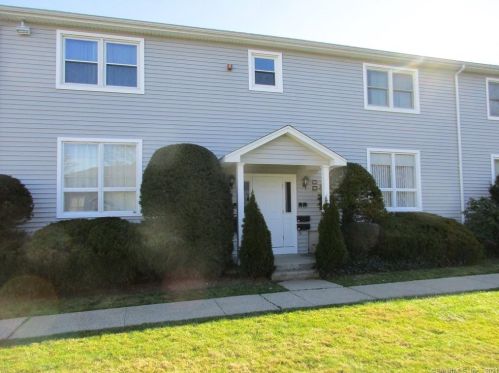 125 Carriage Path, Milford, CT 06460-7540
