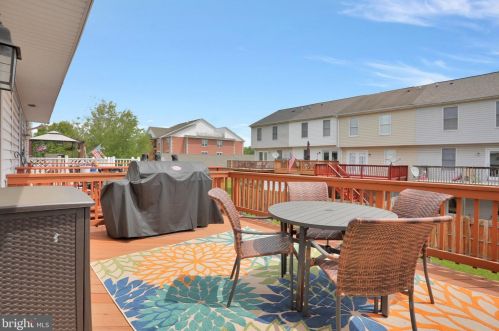 6 Spangler Ct, Graceham MD 21788-1791 exterior