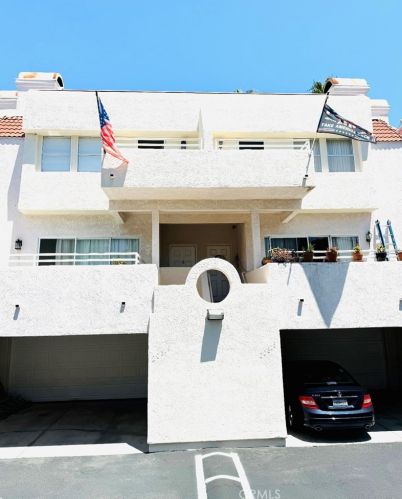 20816 Beach Blvd, Huntington Beach, CA 92648-5293
