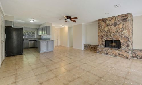 3605 Bryn Mawr Dr, Irving TX  75062-4594 exterior