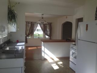 590 Rio Grande St, Pasadena CA  91104-2254 exterior