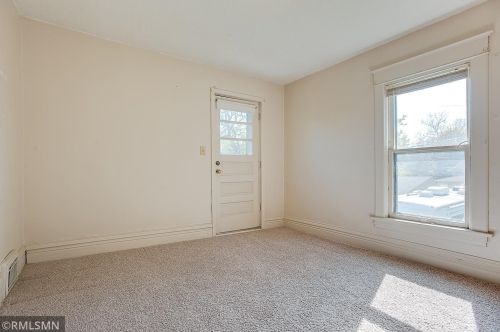 863 Bidwell St, Saint Paul MN  55118-5719 exterior