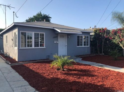12809 Gridley Rd, Norwalk, CA 90650-2758