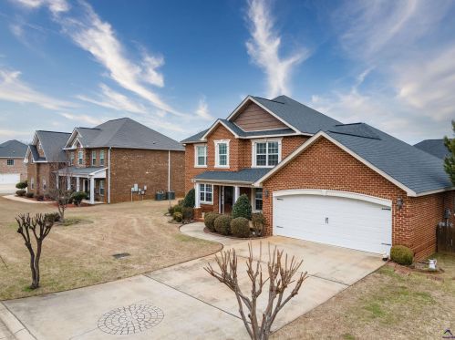 115 Cheshire Dr, Warner Robins GA  31088-1124 exterior
