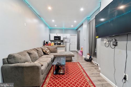 2136 64 St, Philadelphia PA 19151-4507 exterior