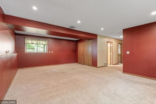 3218 Greenbrier St, Saint Paul MN  55127-5035 exterior