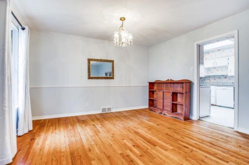 809 Blossom Rd, Garland TX 75041-2955 exterior