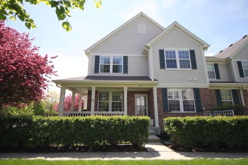 40 Palazzo Dr, Addison, IL 60101-3264