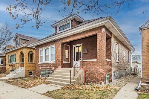 5236 Larned Ave, Chicago, IL 60630-1406