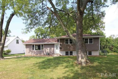 5421 Nottingham Pl, Peoria, IL 61614-3763