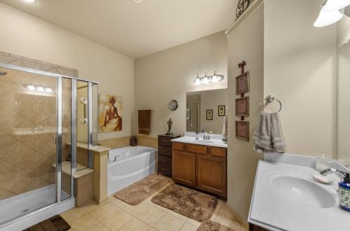 804 Sequoia Way, Fort Worth TX  76131-3557 exterior