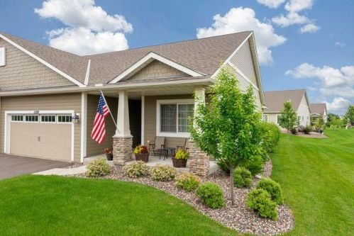 11128 Bushel Curv, Saint Paul, MN 55129-4002