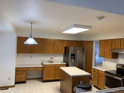 1874 Cedaridge Cir, Broomfield CO 80027 exterior