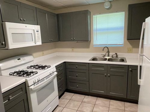 1108 Cousins Rd, Holly Springs GA  30188-6894 exterior