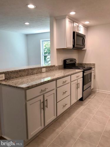 7105 Crystal Ct, Middletown, MD 21769-7434