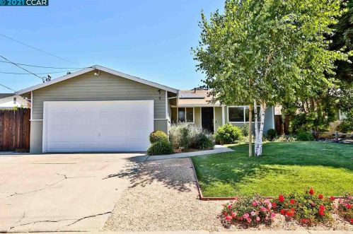 2242 Greenbrier St, Concord, CA 94520-1440