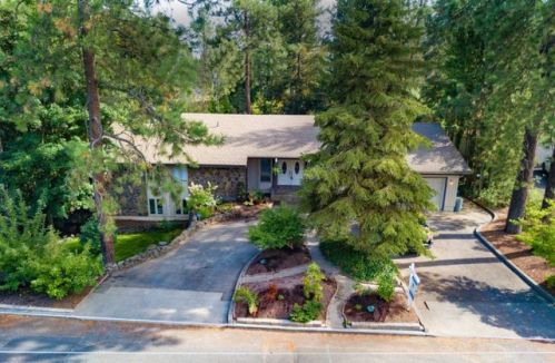 2002 23 Ave, Spokane WA  99203-3803 exterior