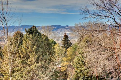 6080 Harvard Dr, Aurora CO 80227-4028 exterior