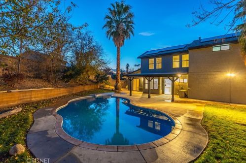 42320 La Gabriella Dr, Lancaster CA  93536-3568 exterior