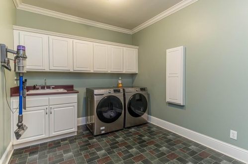 2258 Sumner Ct, Conyers GA  30012-2567 exterior