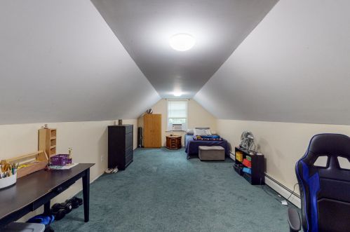 33 Springbrook Dr, Milton, NH 03851-4574
