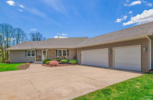 18540 Caledonia Rd, Argyle, IL 61011-9222