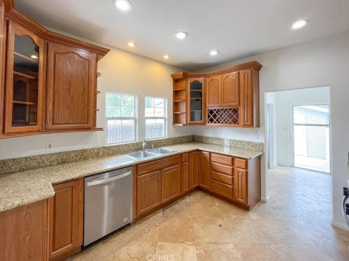 522 Helena St, Anaheim CA  92805-4530 exterior