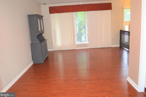 122 Adrienne Ave, Blenheim, NJ 08012-4511