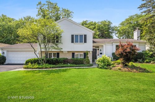 268 Auburn Ave, Northfield, IL 60093-3602