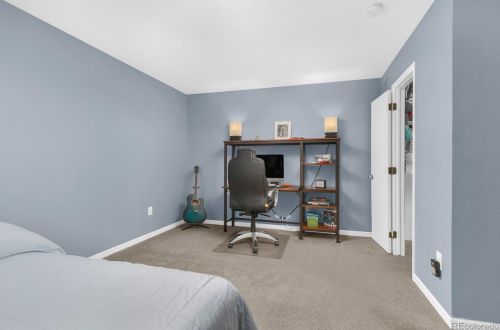 5229 Nighthawk Pkwy, Denver CO  80601-8766 exterior