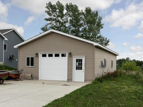 1100 Rolling Hills Dr, Montgomery, MN 56069-4485