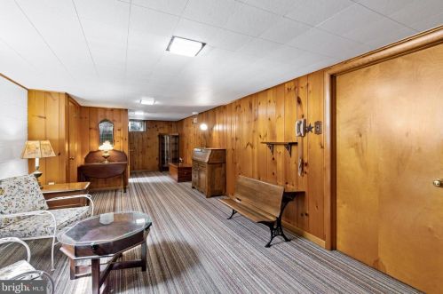 92 Euclid Ave, Lancaster PA  17603-6807 exterior