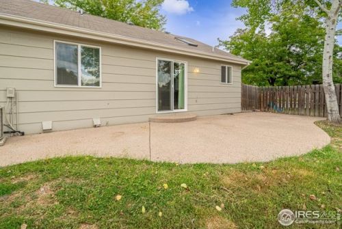 1214 Belle Dr, Loveland CO 80537-3704 exterior