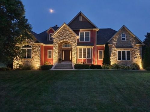 35 400, Valpo, IN 46383-0618