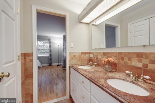 6401 Whippany Way, Springfield VA  22015-3428 exterior