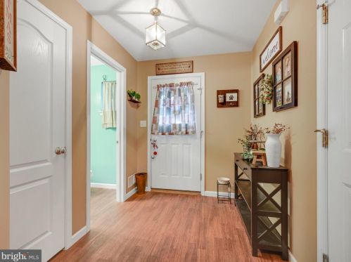 162 Eagle Dr, Ephrata PA 17522-8772 exterior