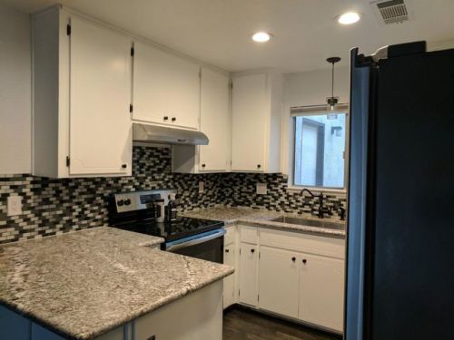 805 St Helena Pl, Modesto, CA 95356-2109
