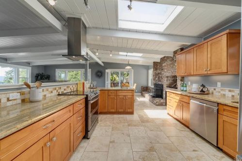 14800 Mcdonough Heights Rd, Healdsburg, CA 95448-4660