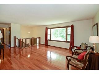 4348 Galtier St, Saint Paul, MN 55126-6204