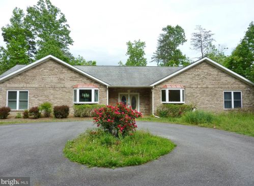 267 Cedar Ridge Dr, Ruther Glen, VA 22546-1411