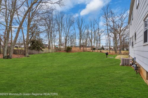 24 Brunswick Dr, Wall Township NJ  07731-1723 exterior