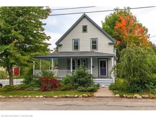 36 Pearl St, Camden, ME 04843-1924