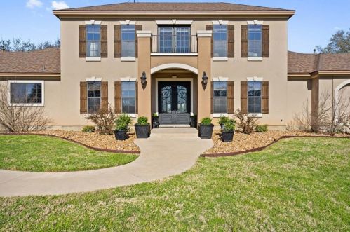 1100 Greystone Ranch Rd, Joppa, TX 78605