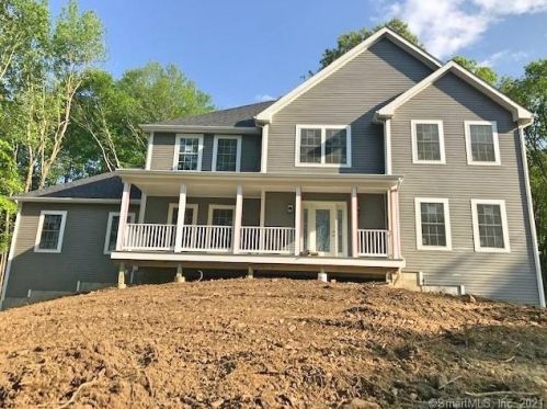 50 Mustang Dr, Upper Stepney, CT 06468-1371