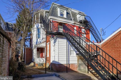 702 King St, York PA 17401-3627 exterior