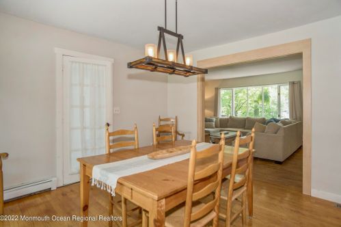 345 Princeton Ave, Berkeley Township NJ  08721-2321 exterior