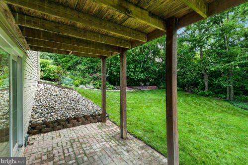 104 Cliff Ave, Lancaster PA  17602-4700 exterior